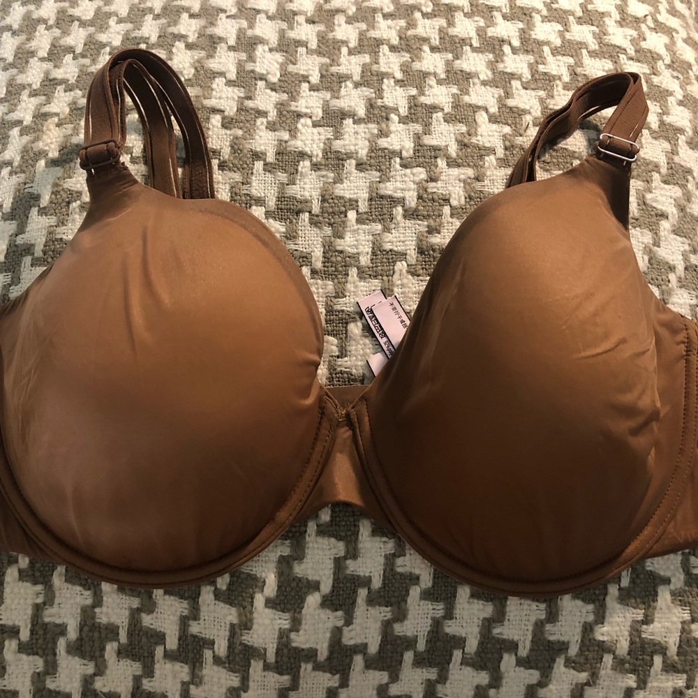 VICTORIAS SECRET | LIGHTLY LINED BRA